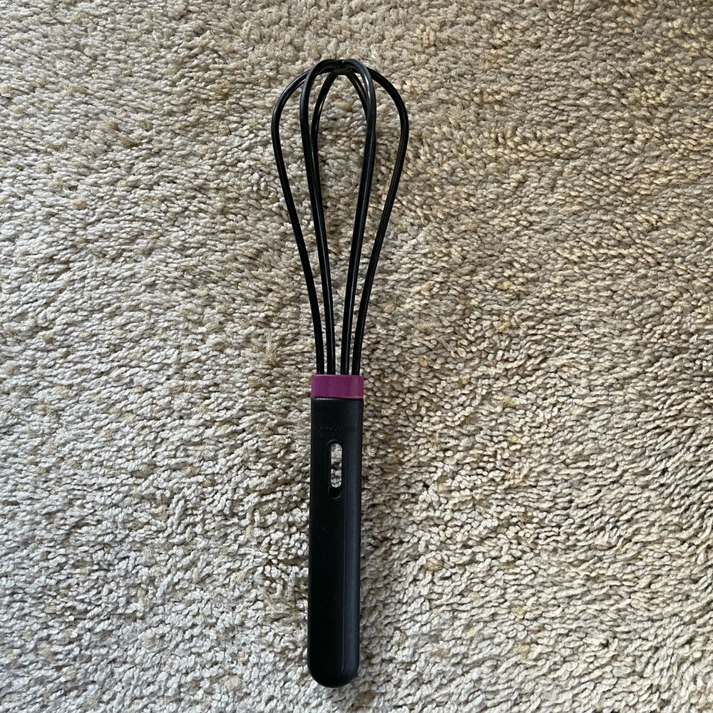 Tupperware whisk
